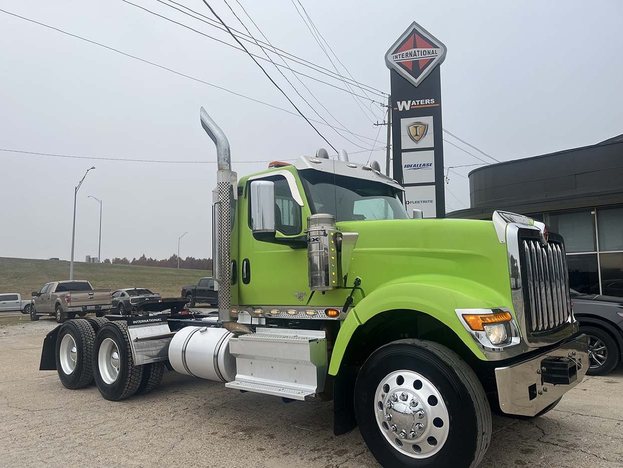 USED 2023 INTERNATIONAL HX 520 DAYCAB TRUCK #4029