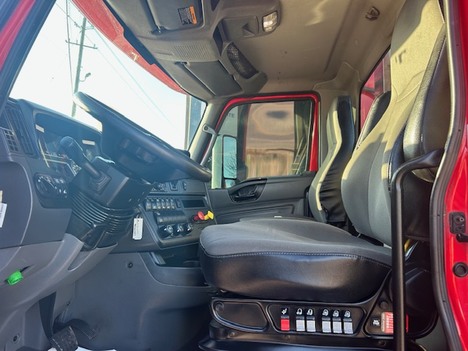 USED 2020 INTERNATIONAL LT 625 DAYCAB TRUCK #4038-5