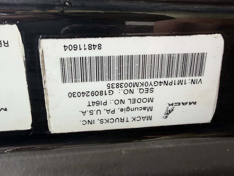 USED 2019 MACK P64T DAYCAB TRUCK #4039-9