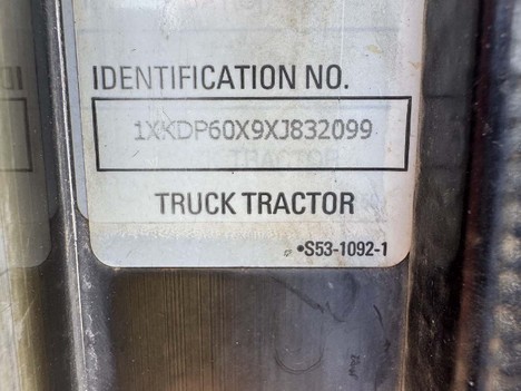 USED 1999 KENWORTH T800 DAYCAB TRUCK #4042-8