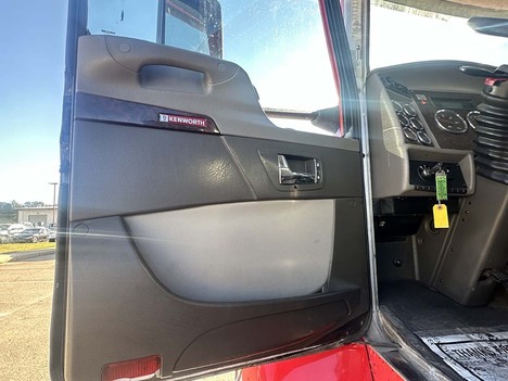 USED 2012 KENWORTH T-370 WRECKER TOW TRUCK #4050-12