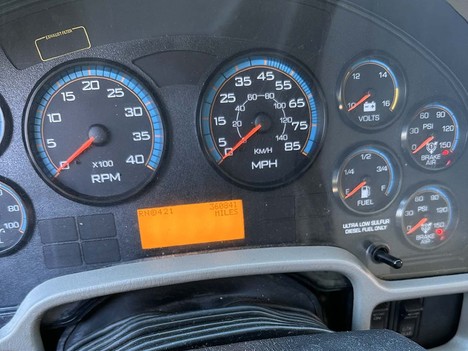 USED 2019 INTERNATIONAL 4300 BOX VAN TRUCK #4053-4