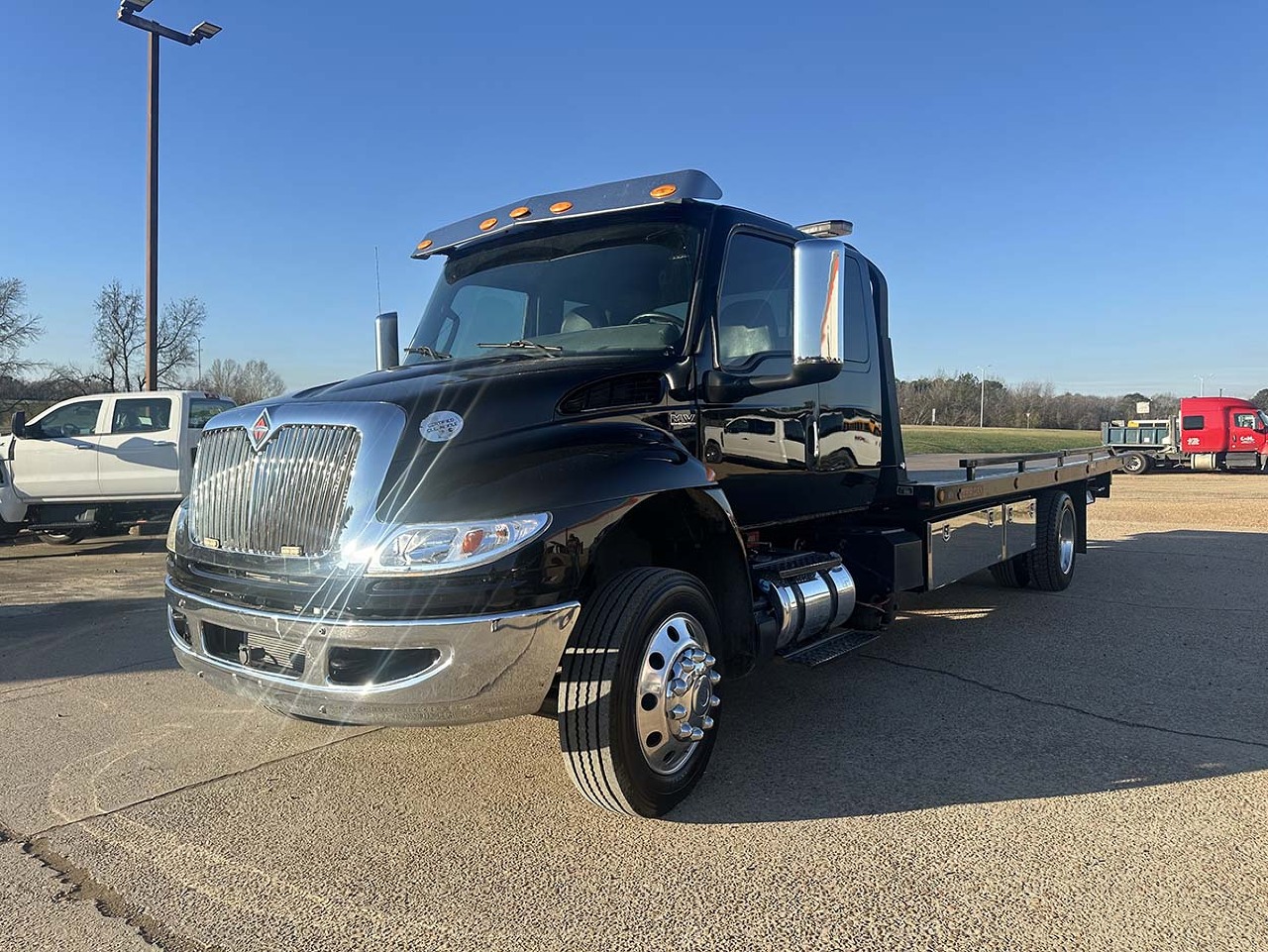 USED 2020 INTERNATIONAL MV ROLLBACK TOW TRUCK #4054