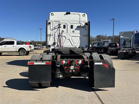 USED 2015 FREIGHTLINER CASCADIA 125 EVOLUTION SLEEPER TRUCK #4089-4