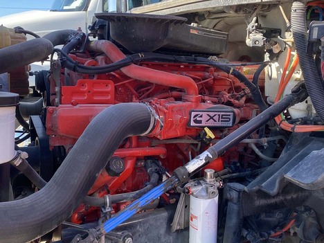 USED 2017 INTERNATIONAL LT 625 DAYCAB TRUCK #4110-4