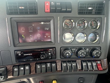 NEW 2025 KENWORTH T880 WRECKER TRUCK #4120-18