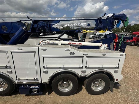 NEW 2025 KENWORTH T880 WRECKER TRUCK #4120-4