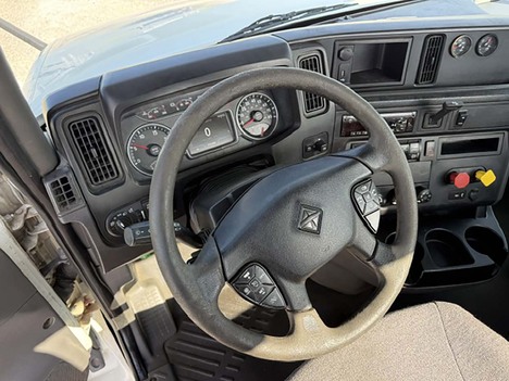 USED 2020 INTERNATIONAL LT 625 DAYCAB TRUCK #4239-10