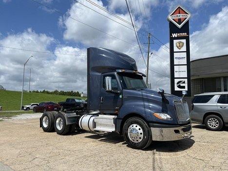 USED 2022 INTERNATIONAL LT 625 DAYCAB TRUCK #4262-1