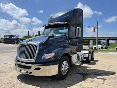 USED 2022 INTERNATIONAL LT 625 DAYCAB TRUCK #4262-3