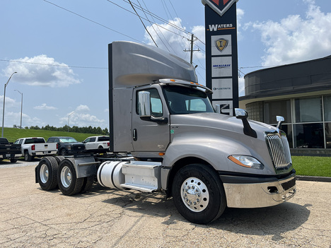 USED 2022 INTERNATIONAL LT 625 DAYCAB TRUCK #4286-1
