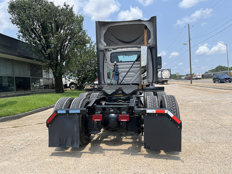 USED 2022 INTERNATIONAL LT 625 DAYCAB TRUCK #4286-5