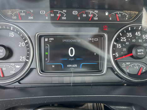 USED 2022 INTERNATIONAL LT 625 DAYCAB TRUCK #4286-7
