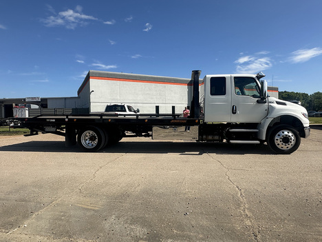 USED 2025 INTERNATIONAL MV 607 ROLLBACK TOW TRUCK #4293-2