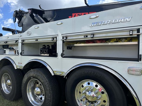 NEW 2025 KENWORTH T880 WRECKER TRUCK #4313-11