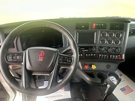 NEW 2025 KENWORTH T880 WRECKER TRUCK #4313-14