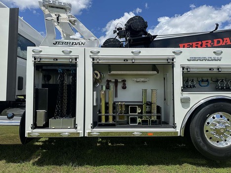 NEW 2025 KENWORTH T880 WRECKER TRUCK #4313-5