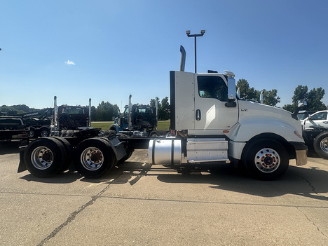 USED 2022 INTERNATIONAL LT 625 DAYCAB TRUCK #4329-2