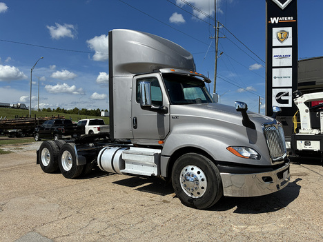 USED 2022 INTERNATIONAL LT 625 DAYCAB TRUCK #4334-1