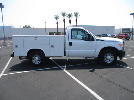 USED 2015 FORD F250 SERVICE - UTILITY TRUCK #2668-4