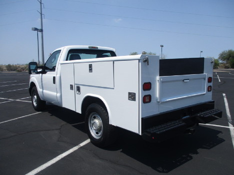 USED 2015 FORD F250 SERVICE - UTILITY TRUCK #2668-7