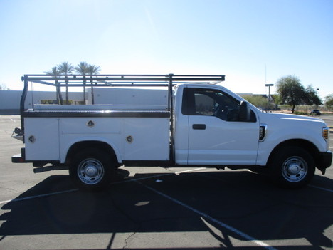 USED 2018 FORD F-250 SERVICE - UTILITY TRUCK #2766-7