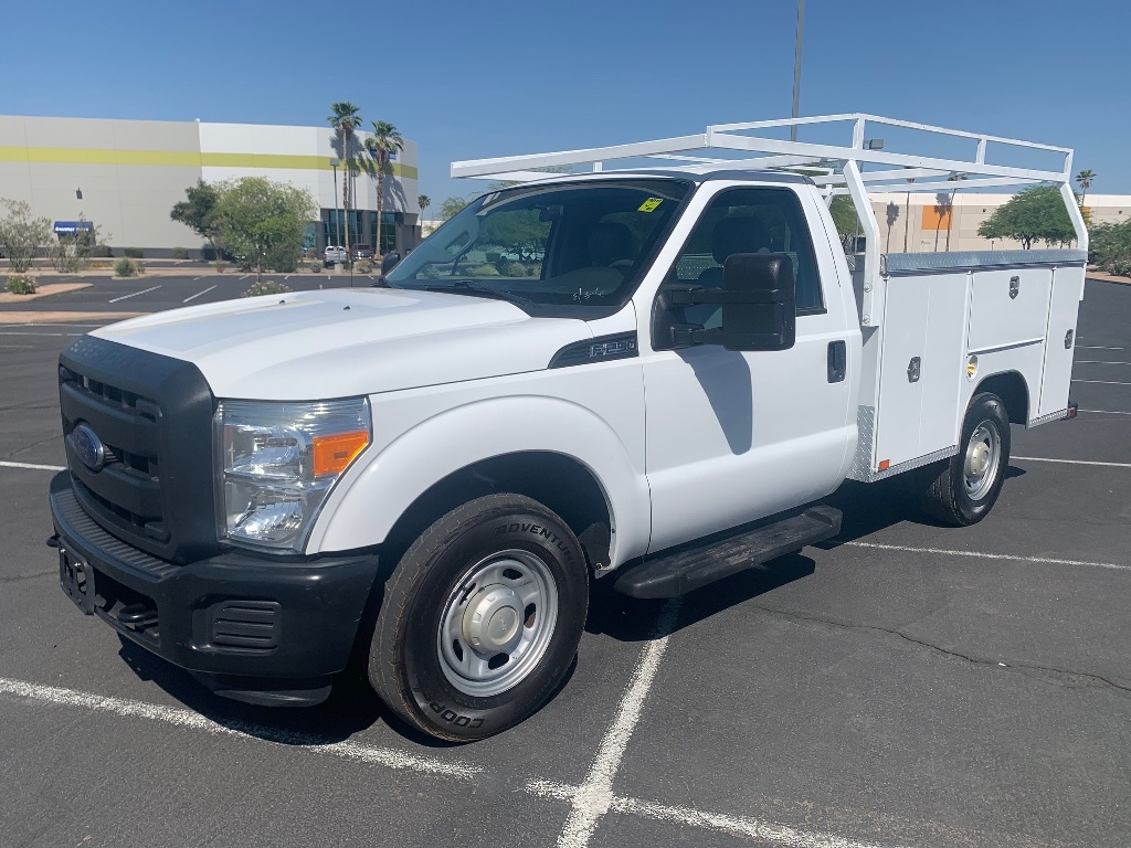 USED 2015 FORD F250 SERVICE - UTILITY TRUCK #2825