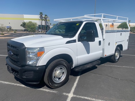 USED 2015 FORD F250 SERVICE - UTILITY TRUCK #2825-1