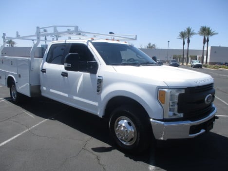 USED 2017 FORD F-350 SERVICE - UTILITY TRUCK #2826-7
