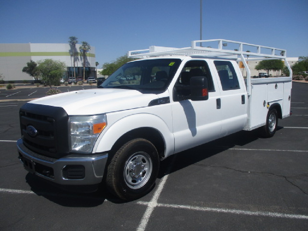 USED 2015 FORD F250 SERVICE - UTILITY TRUCK #2827