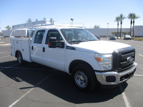 USED 2015 FORD F250 SERVICE - UTILITY TRUCK #2827-7