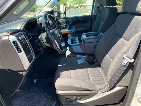 USED 2019 GMC SIERRA 3500HD CREW CAB 2WD 1 TON PICKUP TRUCK #2853-19