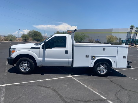 USED 2013 FORD F-250 SERVICE - UTILITY TRUCK #2886-2