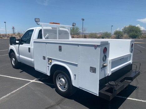 USED 2013 FORD F-250 SERVICE - UTILITY TRUCK #2886-3