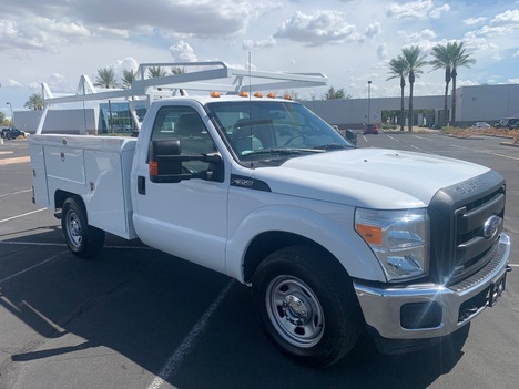 USED 2016 FORD F350 SERVICE - UTILITY TRUCK #2887-2