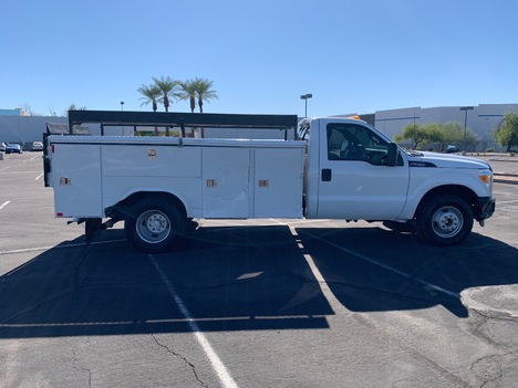 USED 2014 FORD F350 SERVICE - UTILITY TRUCK #2941-6
