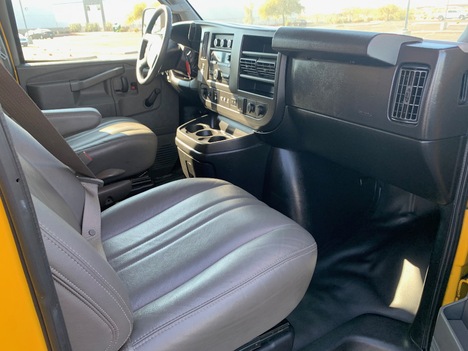 USED 2019 GMC SAVANA 3500 BOX VAN TRUCK #2980-14