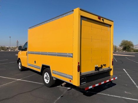 USED 2019 GMC SAVANA 3500 BOX VAN TRUCK #2980-3