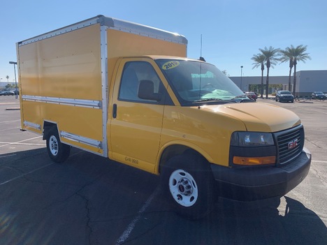 USED 2019 GMC SAVANA 3500 BOX VAN TRUCK #2980-7