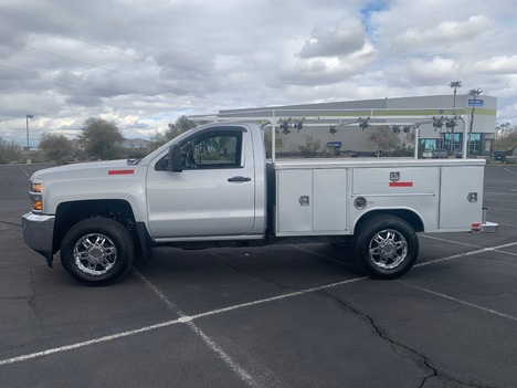 USED 2017 CHEVROLET SILVERADO 2500HD SERVICE - UTILITY TRUCK #3006-2