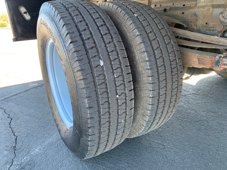 USED 2006 FORD F350 FLATBED TRUCK #3012-10