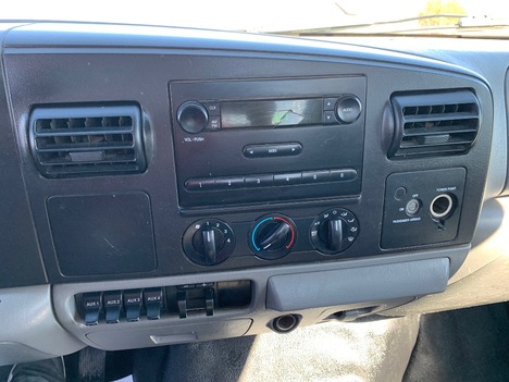 USED 2006 FORD F350 FLATBED TRUCK #3012-17