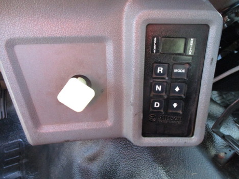 USED 2011 FORD F750 CRANE TRUCK #3019-17