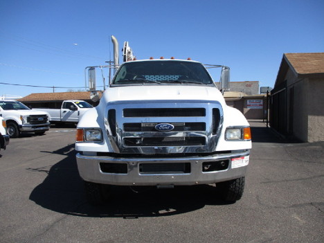 USED 2011 FORD F750 CRANE TRUCK #3019-2