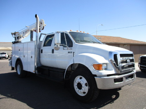 USED 2011 FORD F750 CRANE TRUCK #3019-3