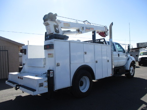 USED 2011 FORD F750 CRANE TRUCK #3019-4