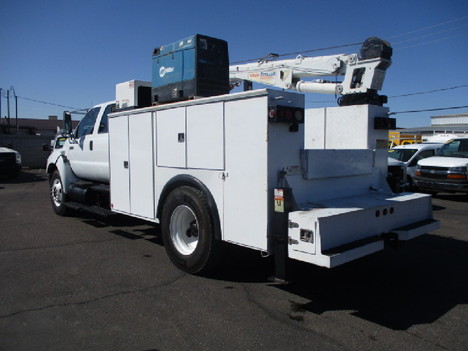 USED 2011 FORD F750 CRANE TRUCK #3019-6