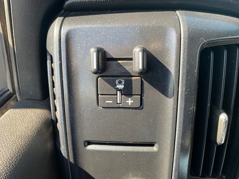 USED 2018 CHEVROLET SILVERADO 2500HD 2WD 3/4 TON PICKUP TRUCK #3024-19