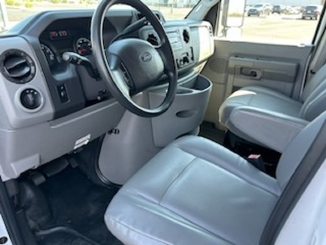 USED 2015 FORD E450 SERVICE - UTILITY TRUCK #3030-22