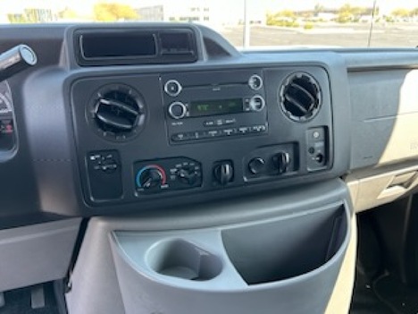 USED 2015 FORD E450 SERVICE - UTILITY TRUCK #3030-23